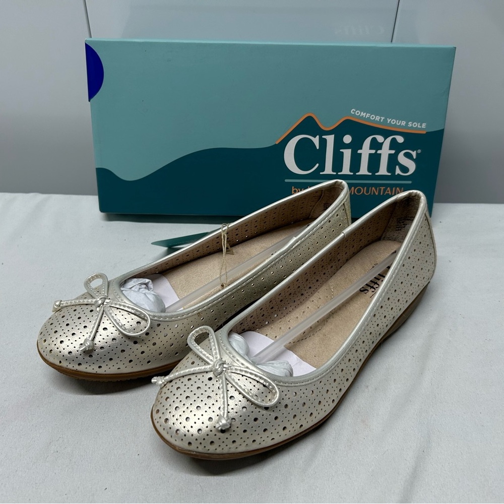 Cliffs by Whit Mountain Cheryl women flats size 7.5